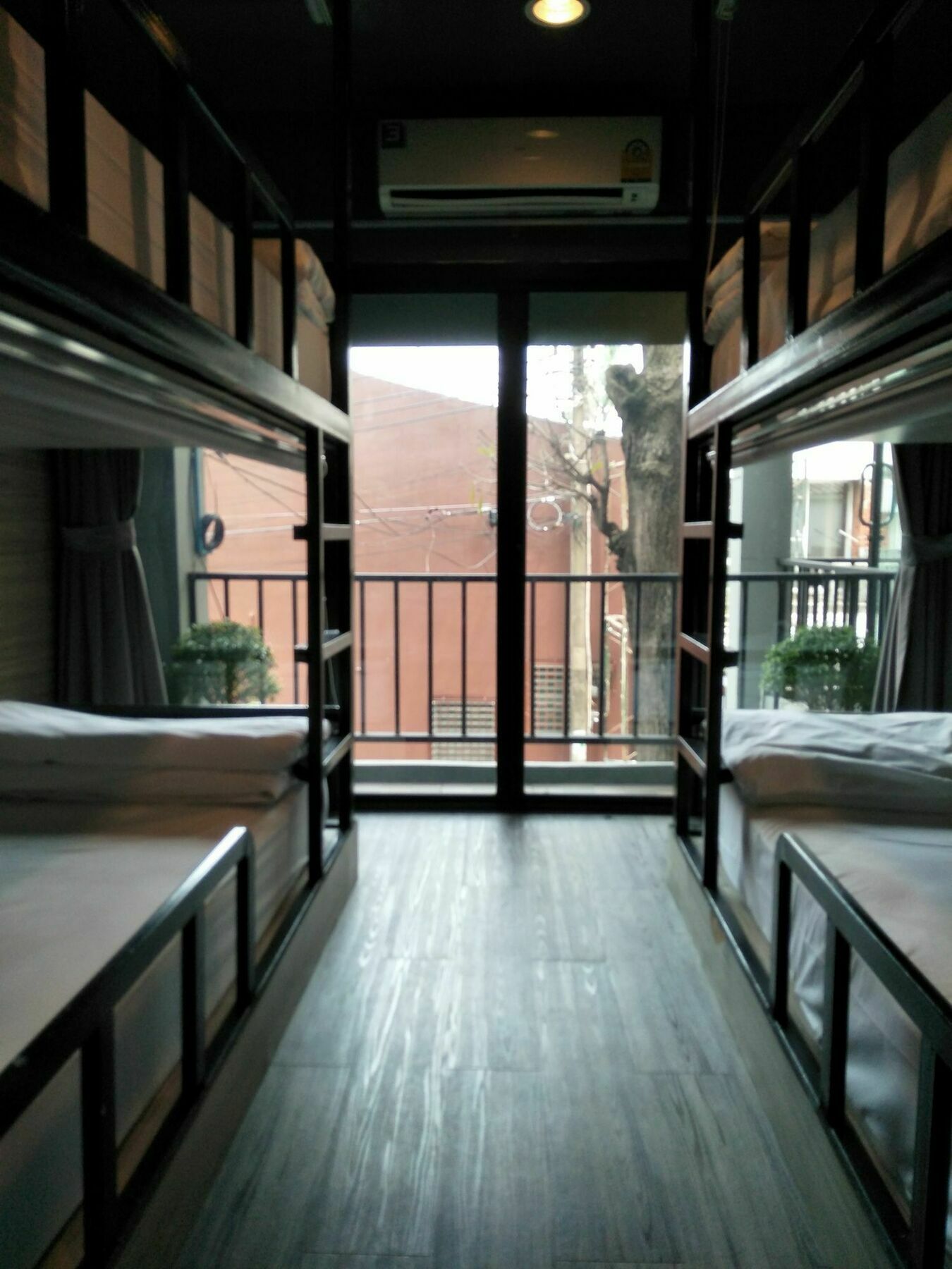 Badu Sukhumvit Dormitory Bangkok Exteriér fotografie