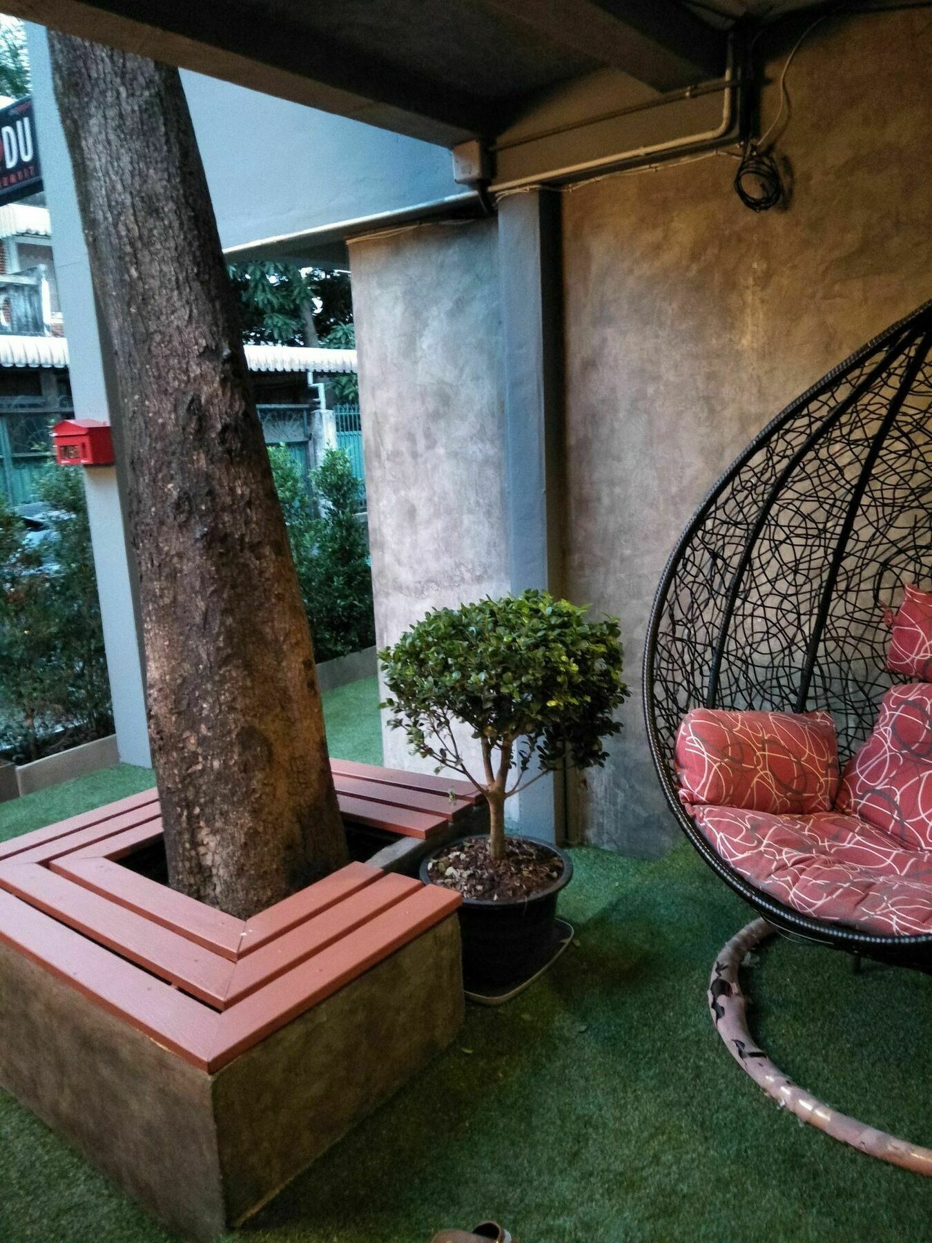 Badu Sukhumvit Dormitory Bangkok Exteriér fotografie